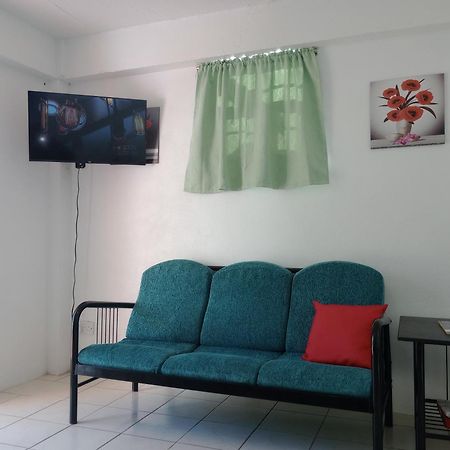 Chez Emmanuel Lägenhet Gros Islet Exteriör bild